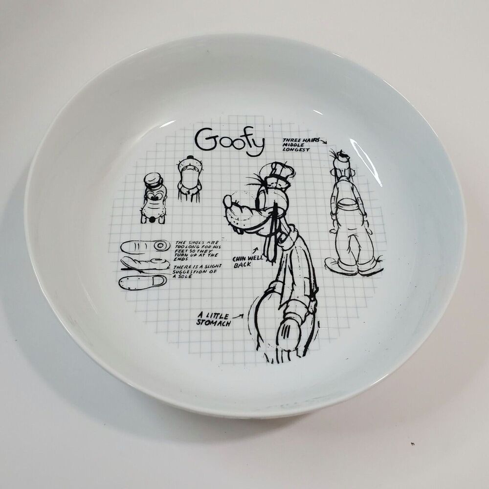 Disney Goofy Sketchbook Dinner Pasta Salad Serving Bowl 8.5"